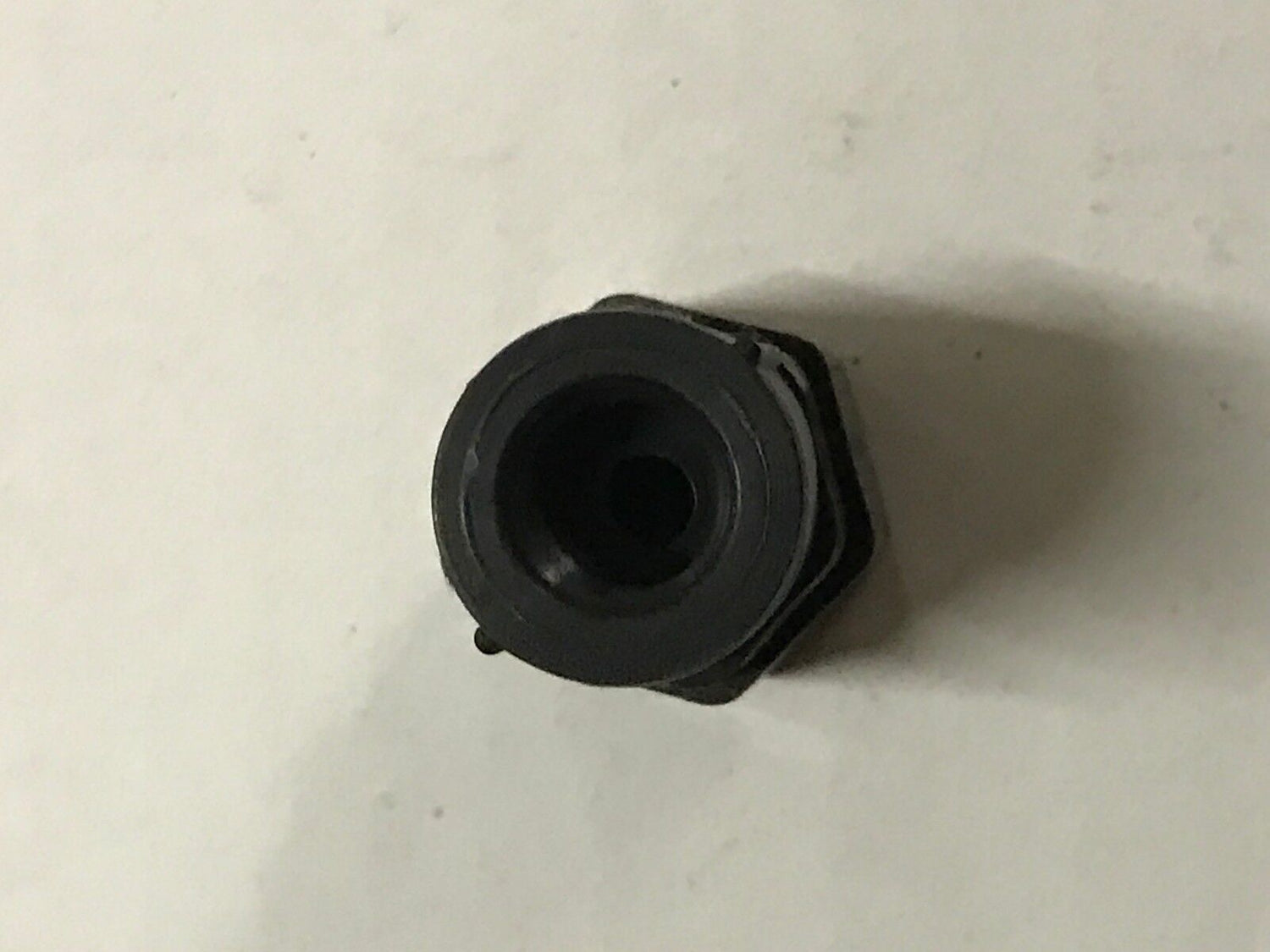 Raven Gauge Fitting for SCS-203 1/8" FPT X 1/4" Tubing - 333-0001-004