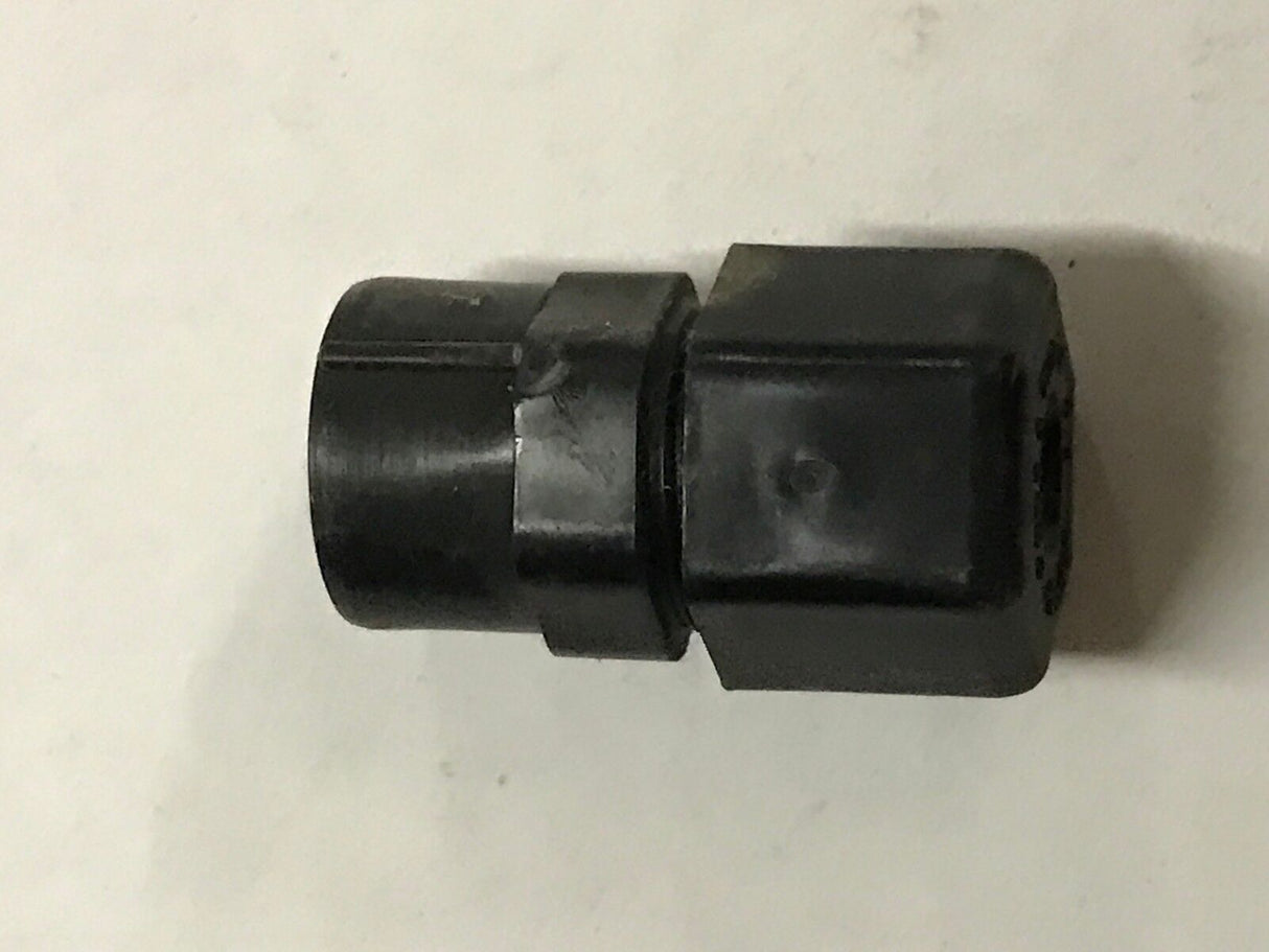 Raven Gauge Fitting for SCS-203 1/8" FPT X 1/4" Tubing - 333-0001-004