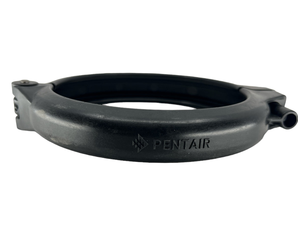 Hypro GTX Polymer Universal Flanged 3" Clamp, 150 Max PSI - UFC0300