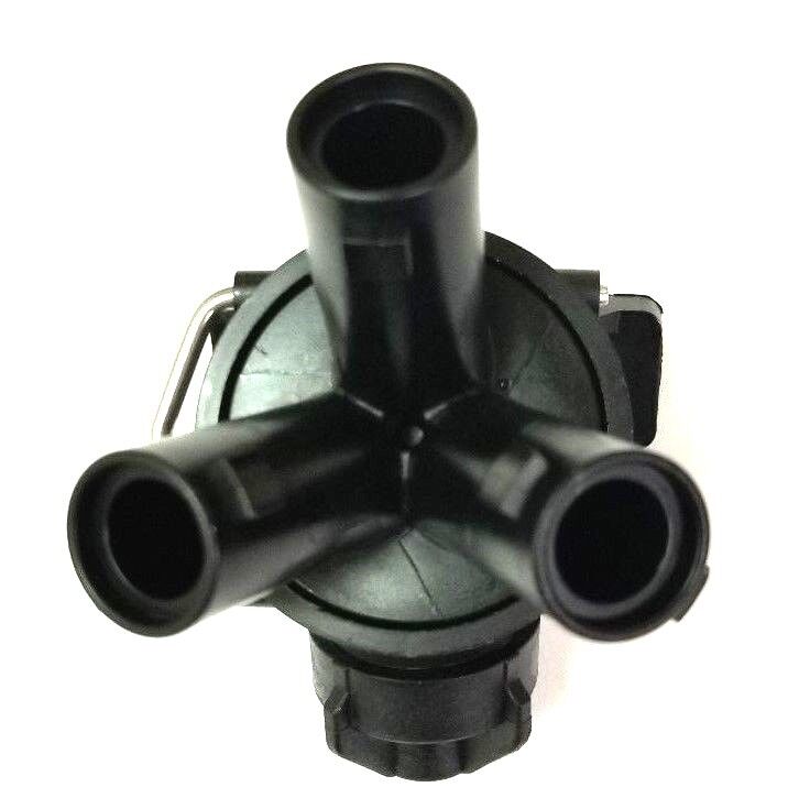 TeeJet Triple Nozzle Body For 1/2" Pipe, 3 Outlet Turret Style - 24216A-1/2-NYB