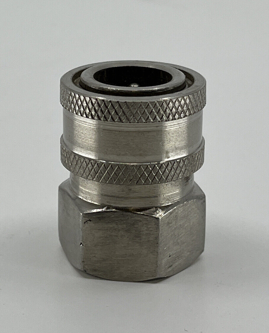Acoplamiento rápido de acero inoxidable JE Adams de 3/8" FPT - 7243P
