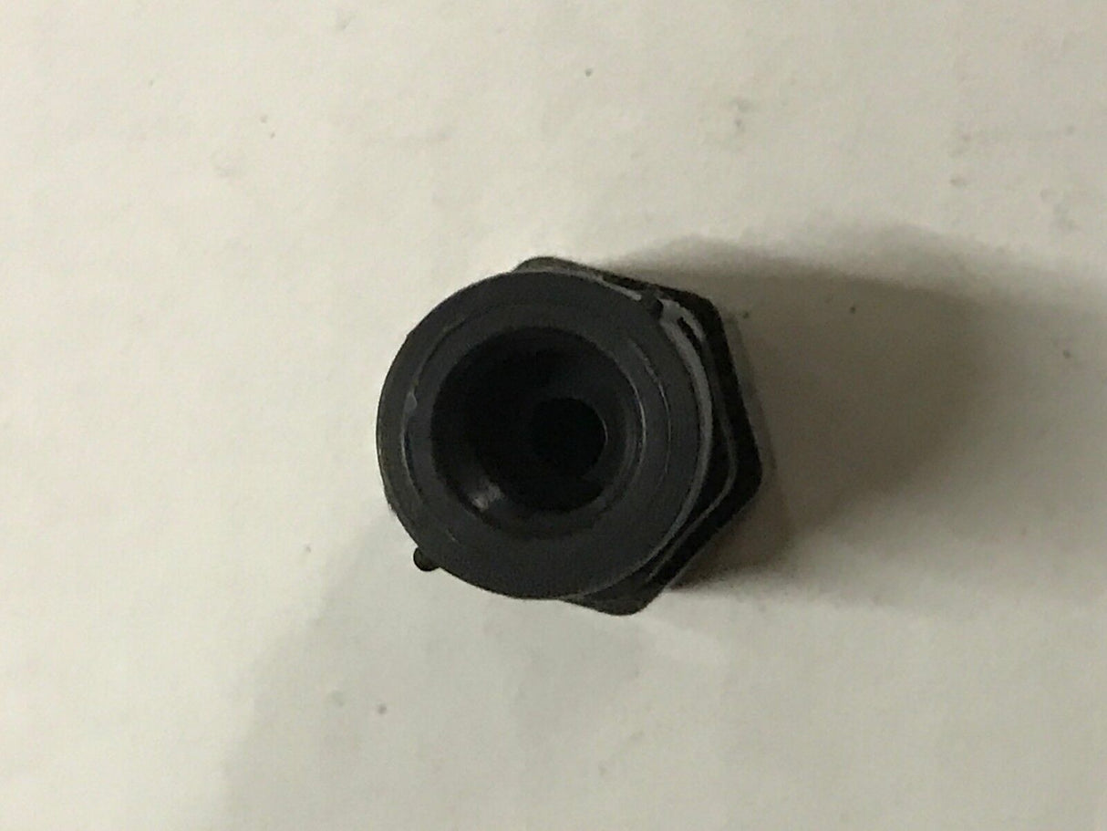 Raven Gauge Fitting for SCS-203 1/8" FPT X 1/4" Tubing - 333-0001-004