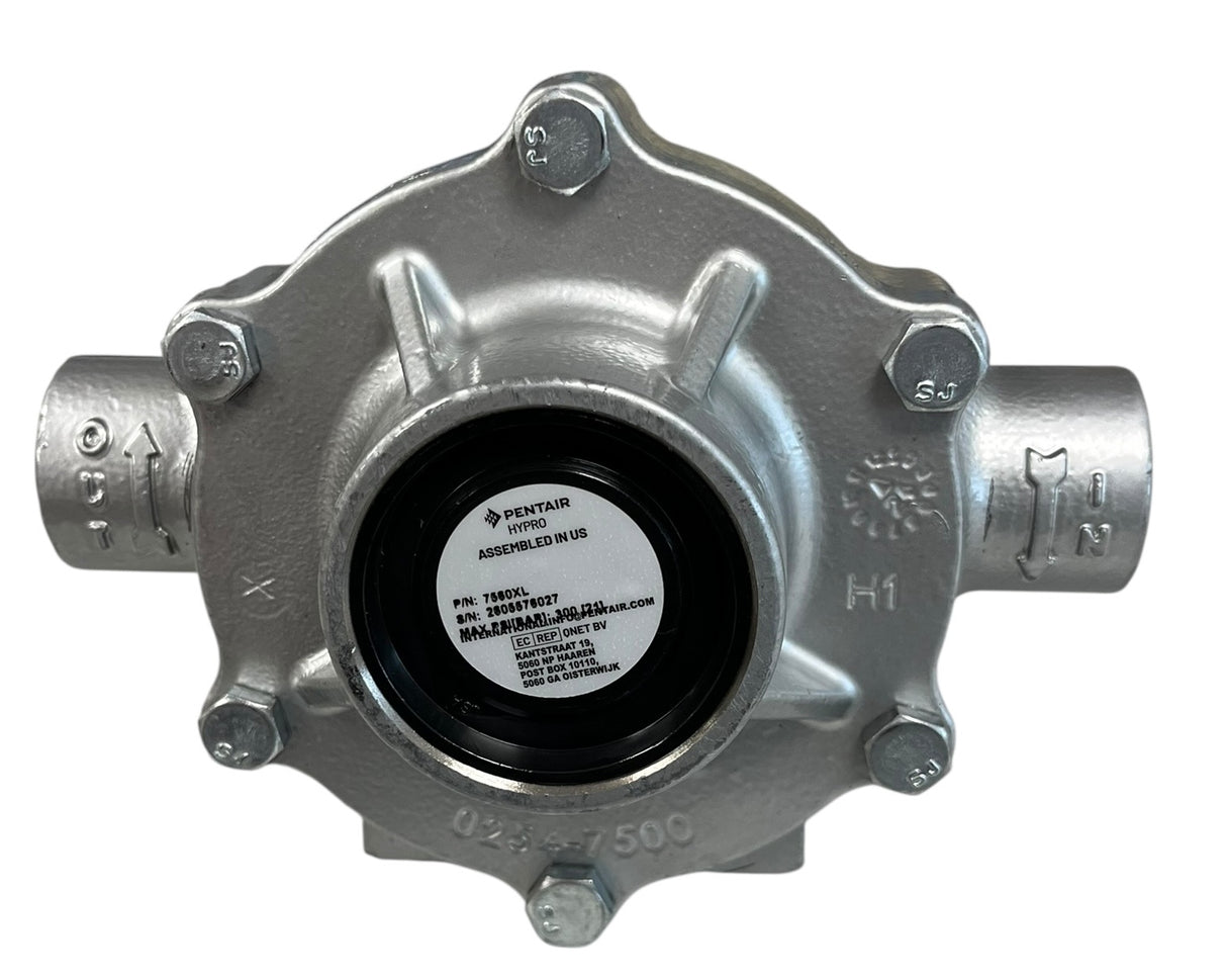 Hypro Cast Iron Silvercast 8 Roller Pump, 3/4" NPT, 15/16" Shaft, 22.5 GPM - 7560XL